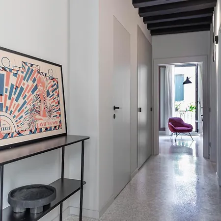 Ca' Delle Carrozze Stylish 2 Bedroom Loft-style