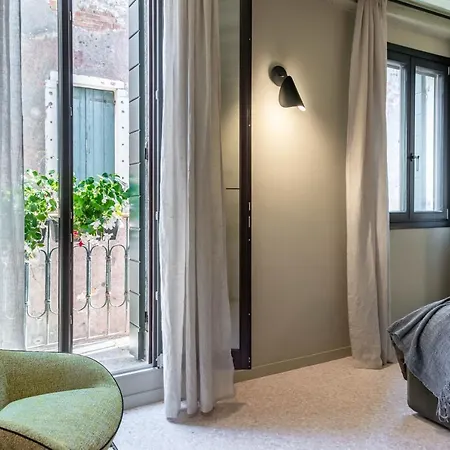 Ca' Delle Carrozze Stylish 2 Bedroom Loft-style *