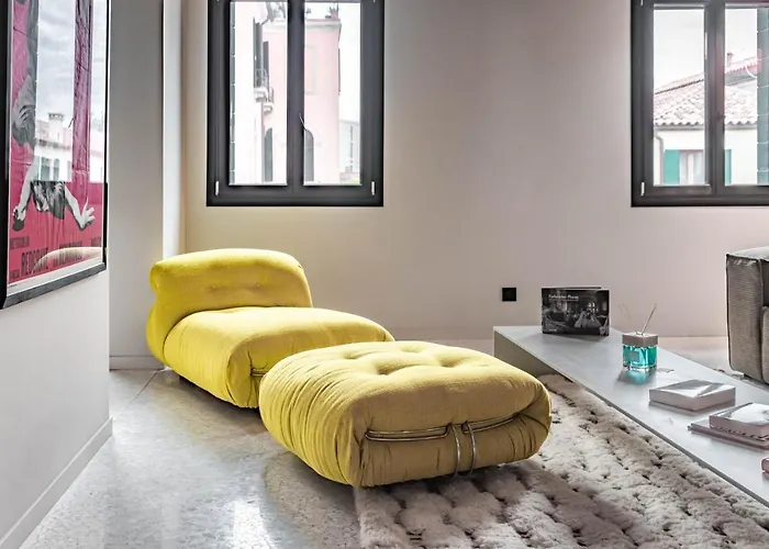 Ca' Delle Carrozze Stylish 2 Bedroom Loft-style Διαμέρισμα