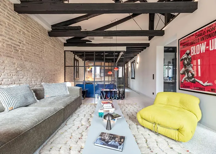 Ca' Delle Carrozze Stylish 2 Bedroom Loft-style * Βενετία