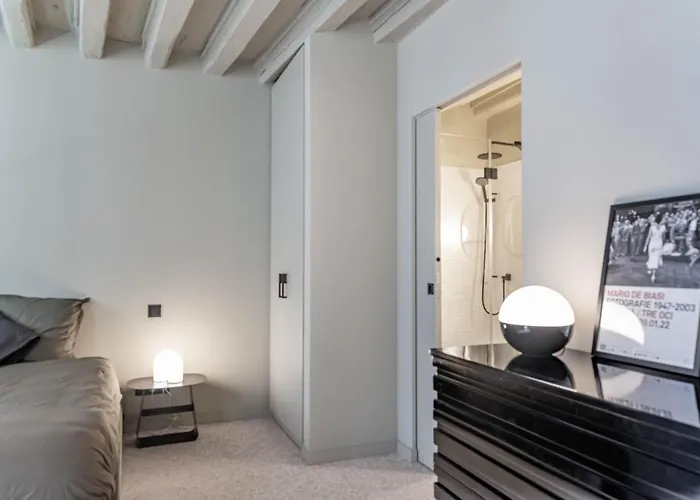 Διαμέρισμα Ca' Delle Carrozze Stylish 2 Bedroom Loft-style Βενετία